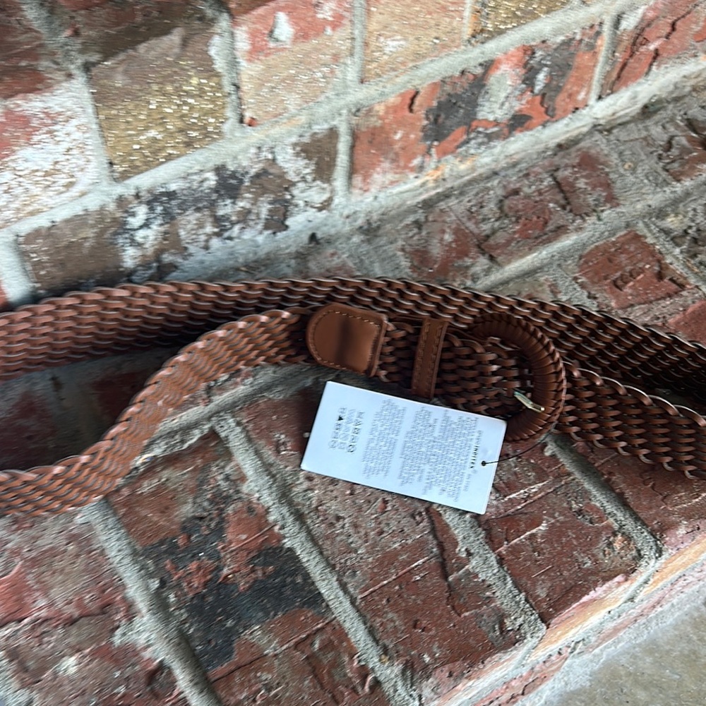 Braided faux Leather Waist Belt in Cognac Brown